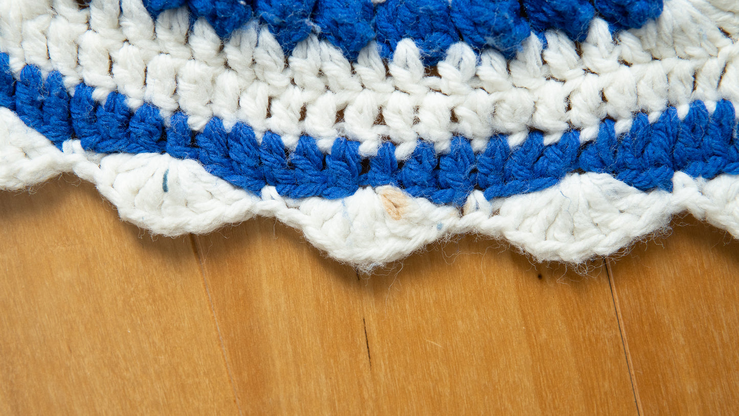 Blue × White Knit Granny Square Blanket