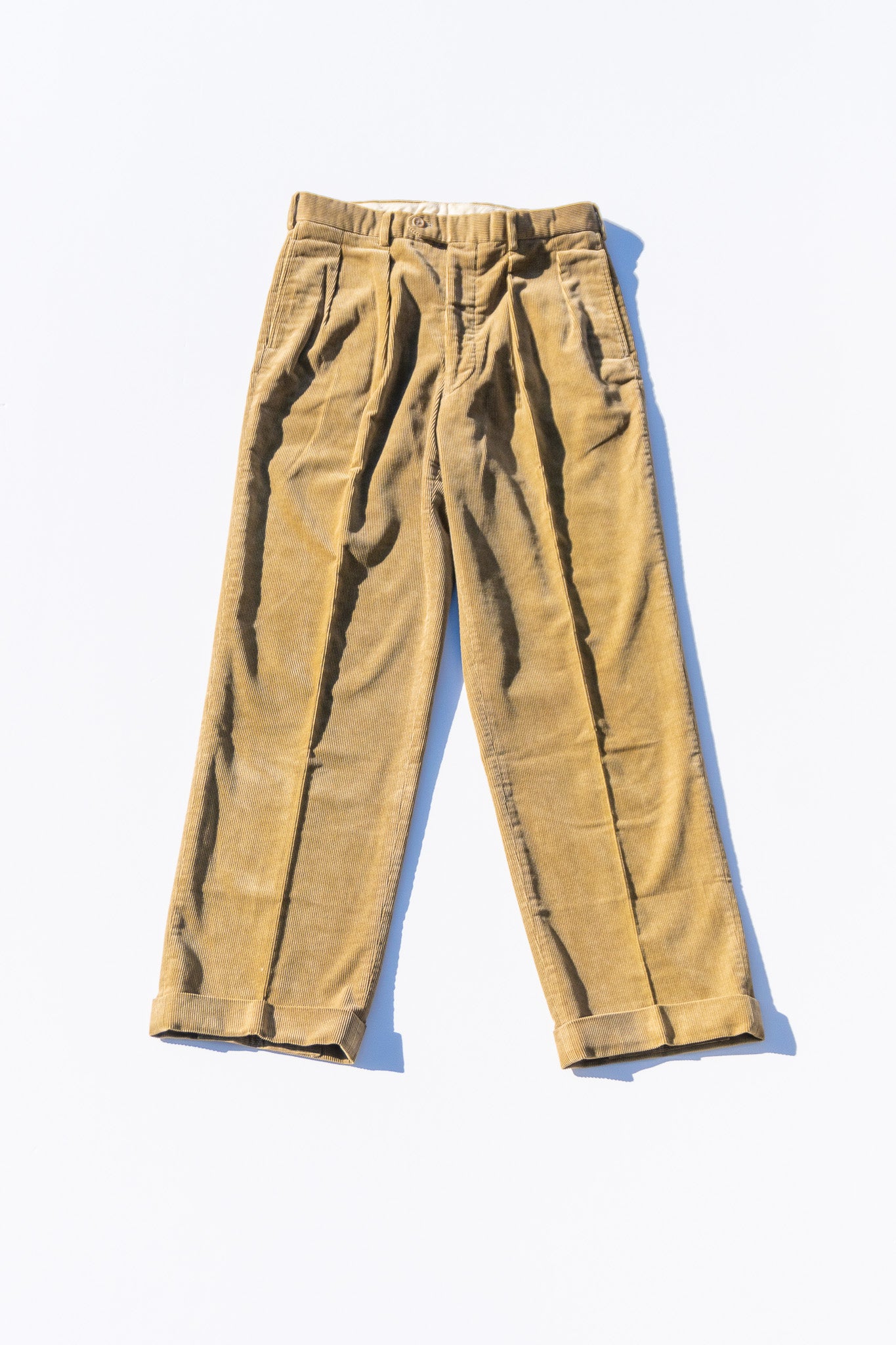 "A•H" Corduroy Center press Pants