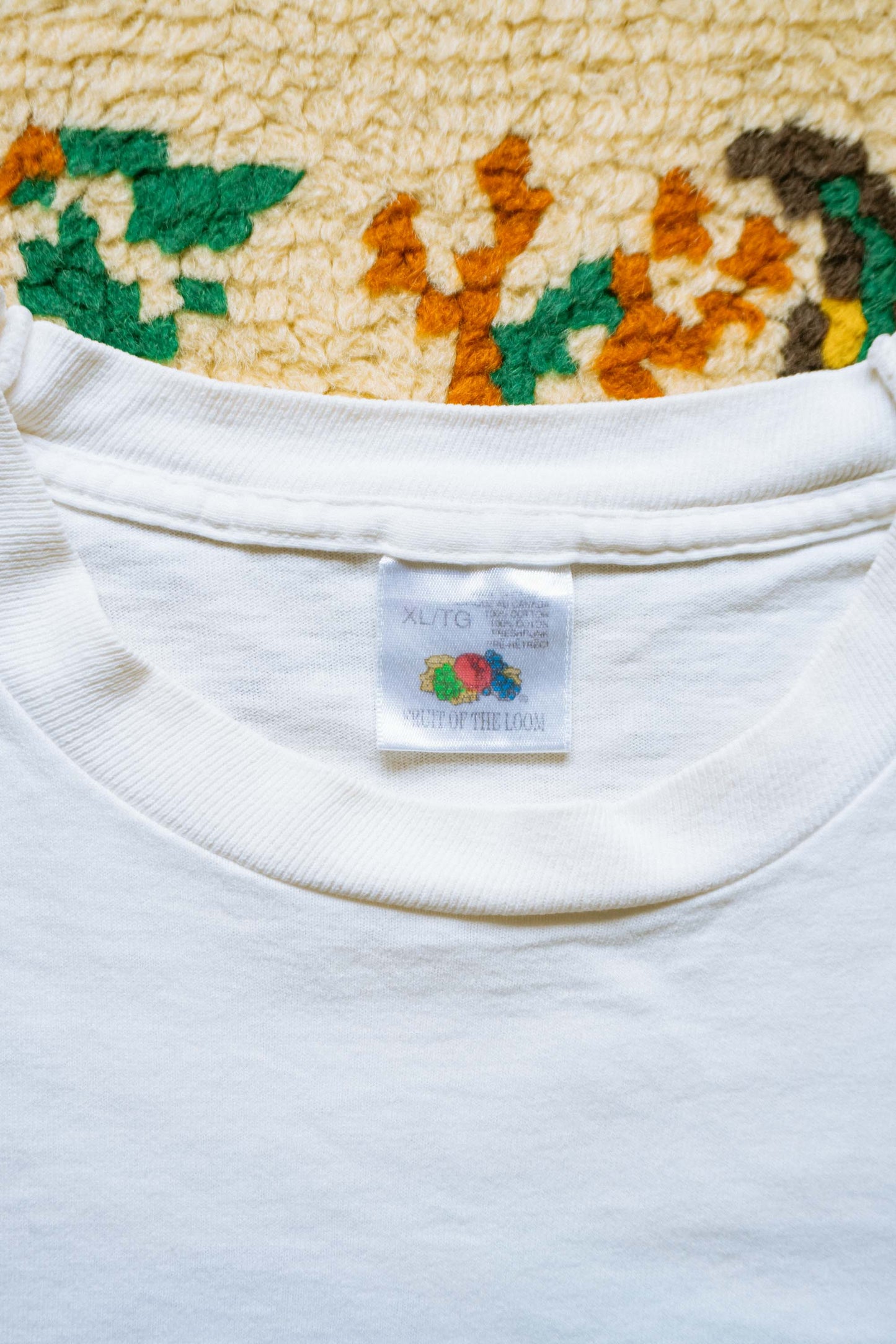 90s  White "SANS FRONTIERE" T-Shirts