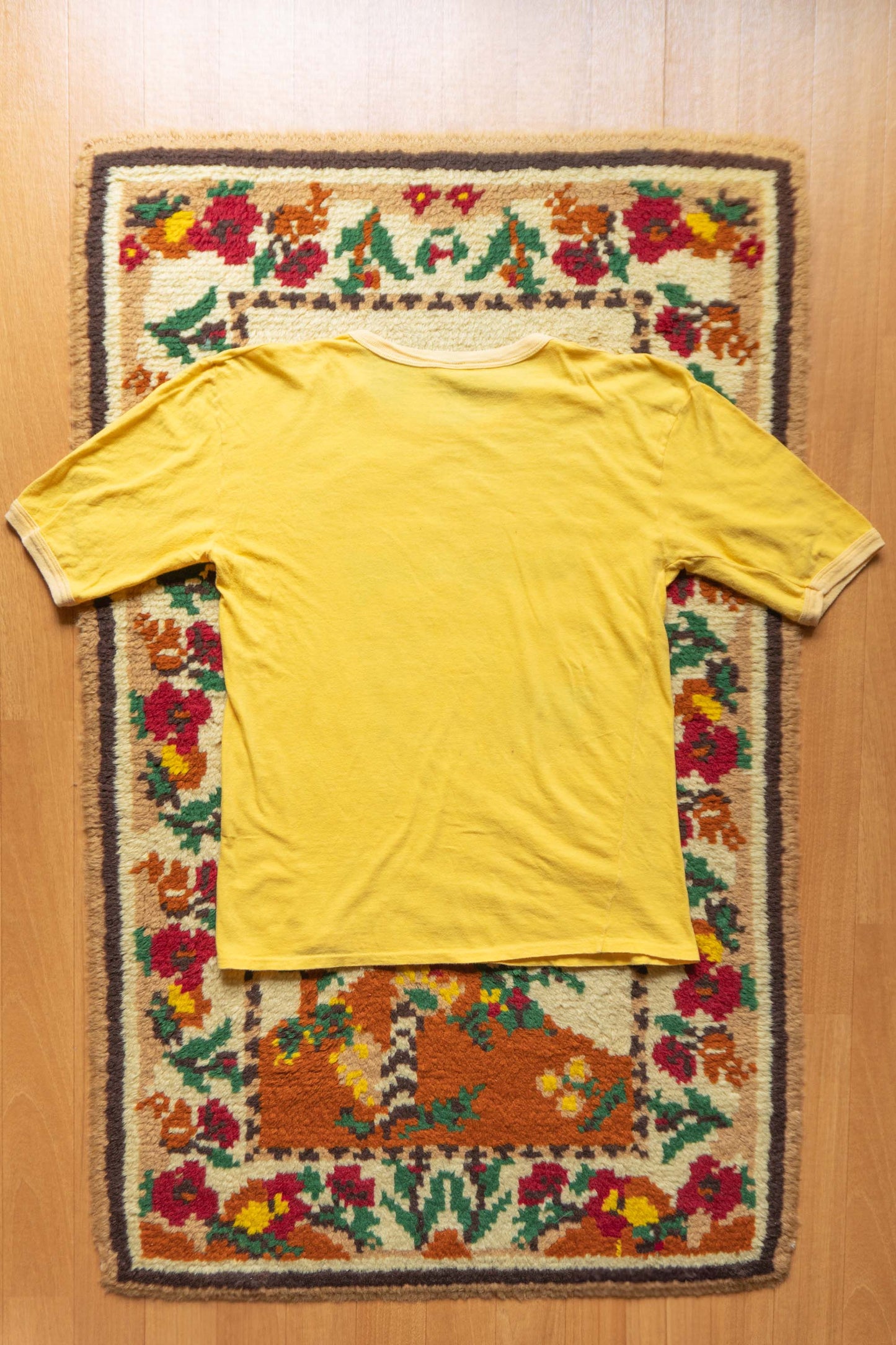 Yellow Pelu Ollantaytambo Graphic T-Shirts