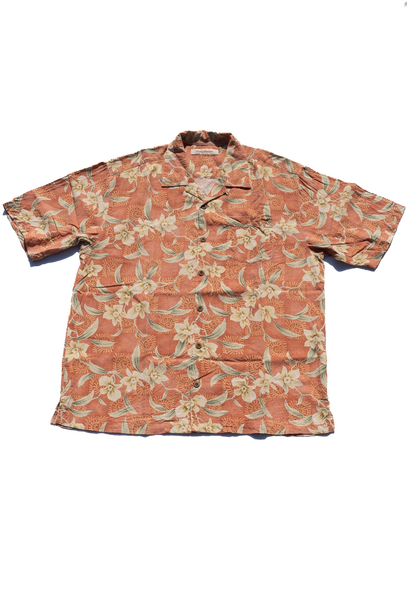 "Tommy Bahama" Flower Pattern Aloha Shirt